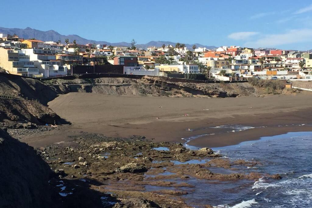 Apartment Big, Large Cozy With Sea View Ask For Additional Bedroom As An Extra Option Telde