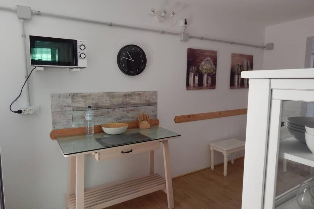 Big, Large Cozy With Sea View Ask For Additional Bedroom As An Extra Option Apartment Telde
