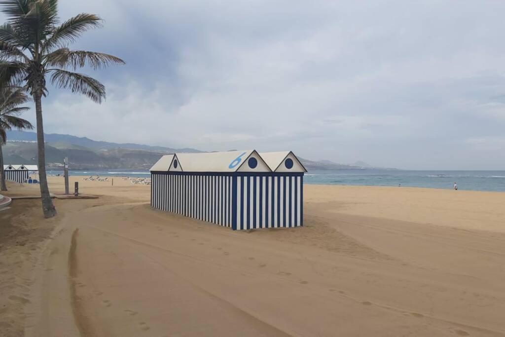 Canteras Hierro-1 * Las Palmas de Gran Canaria