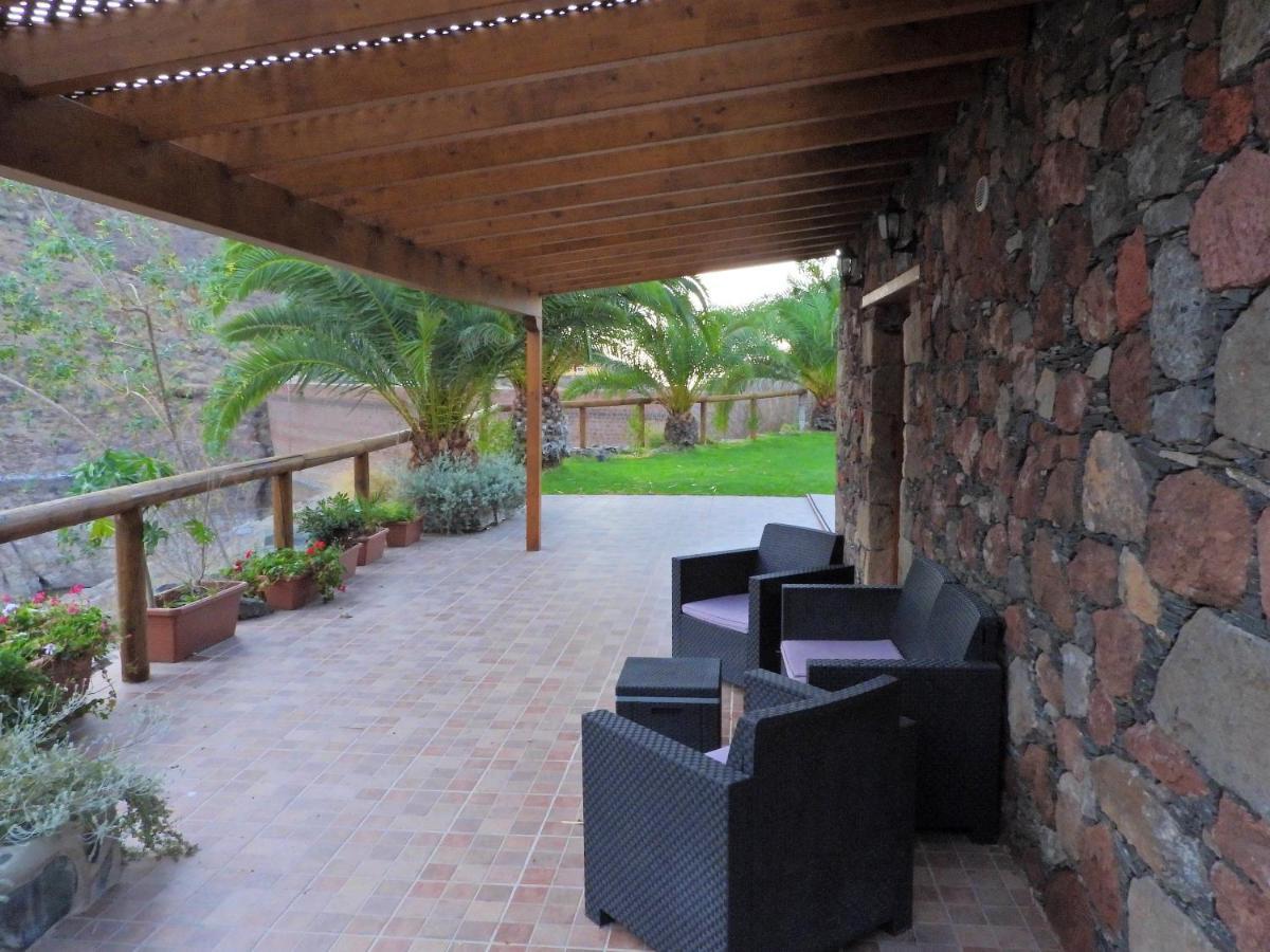 Charming House In De Tirajana With Jacuzzi San Bartolomé