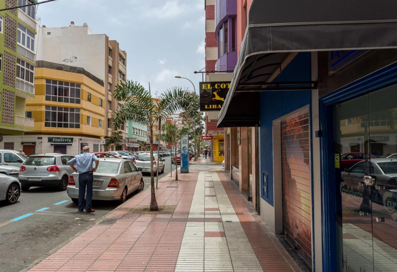 Near The Sea And * Las Palmas de Gran Canaria