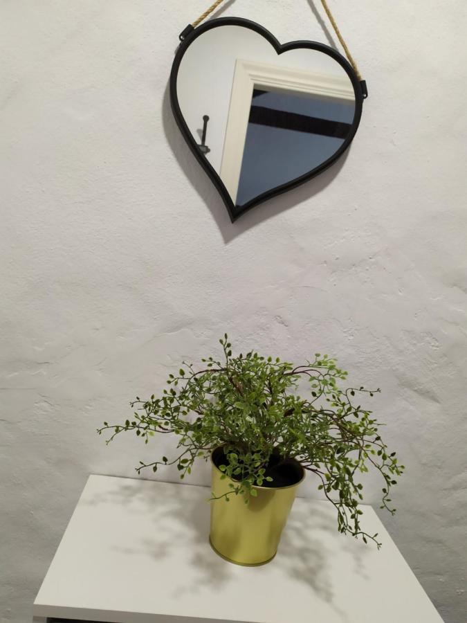 Moya, Senderos Y Naturaleza