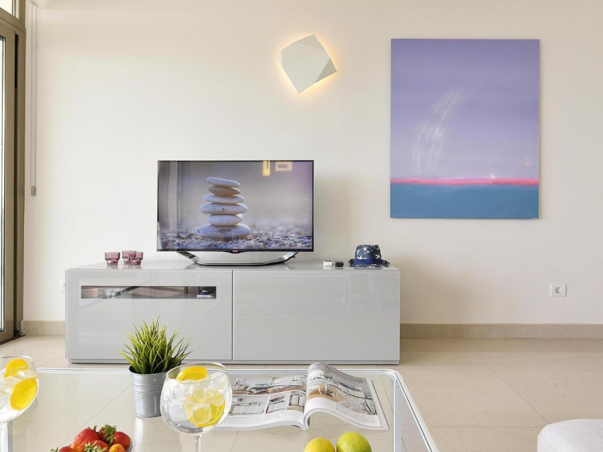 San Agustin Beach Apartments *