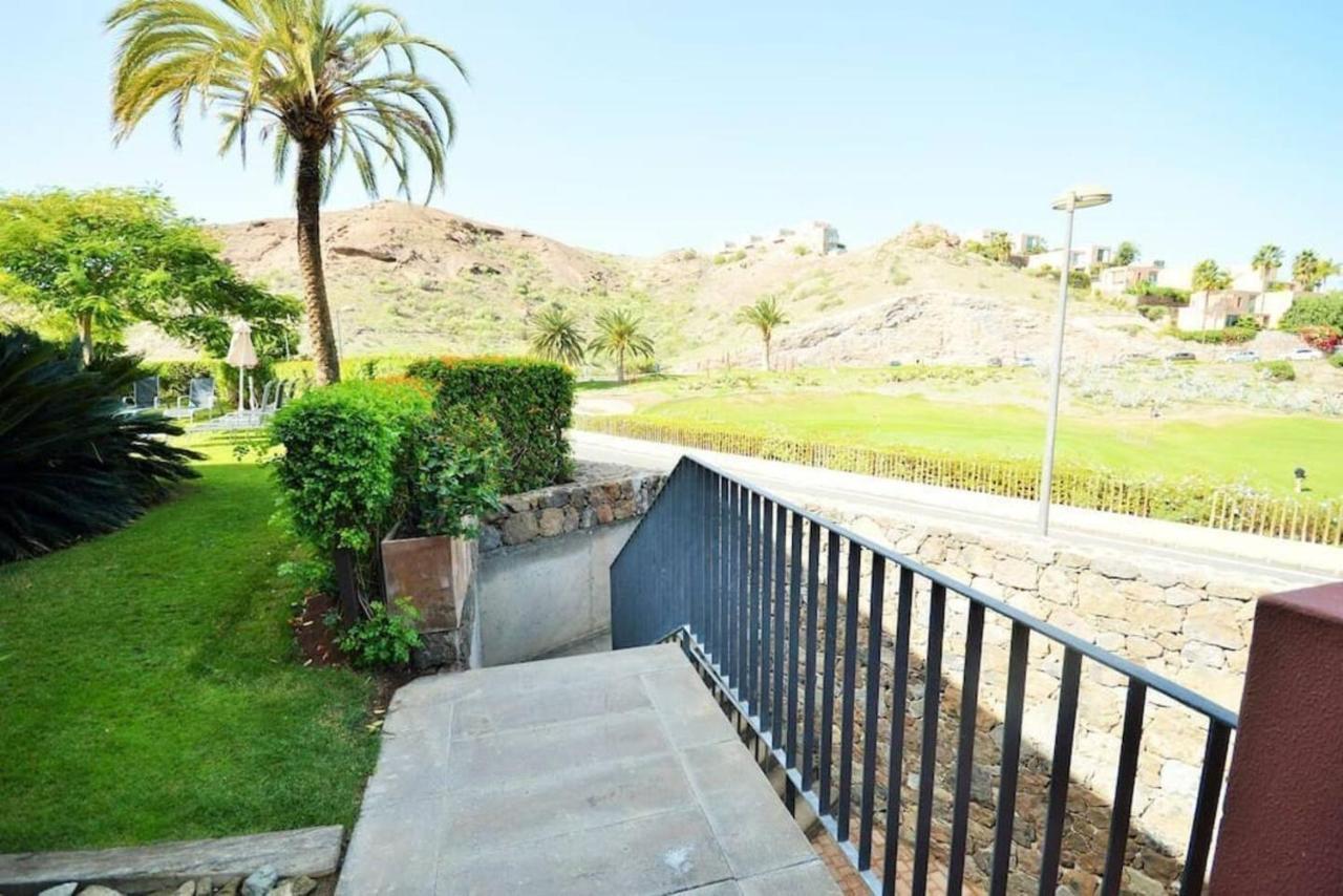Stunning Detached Garden With Private Pool *