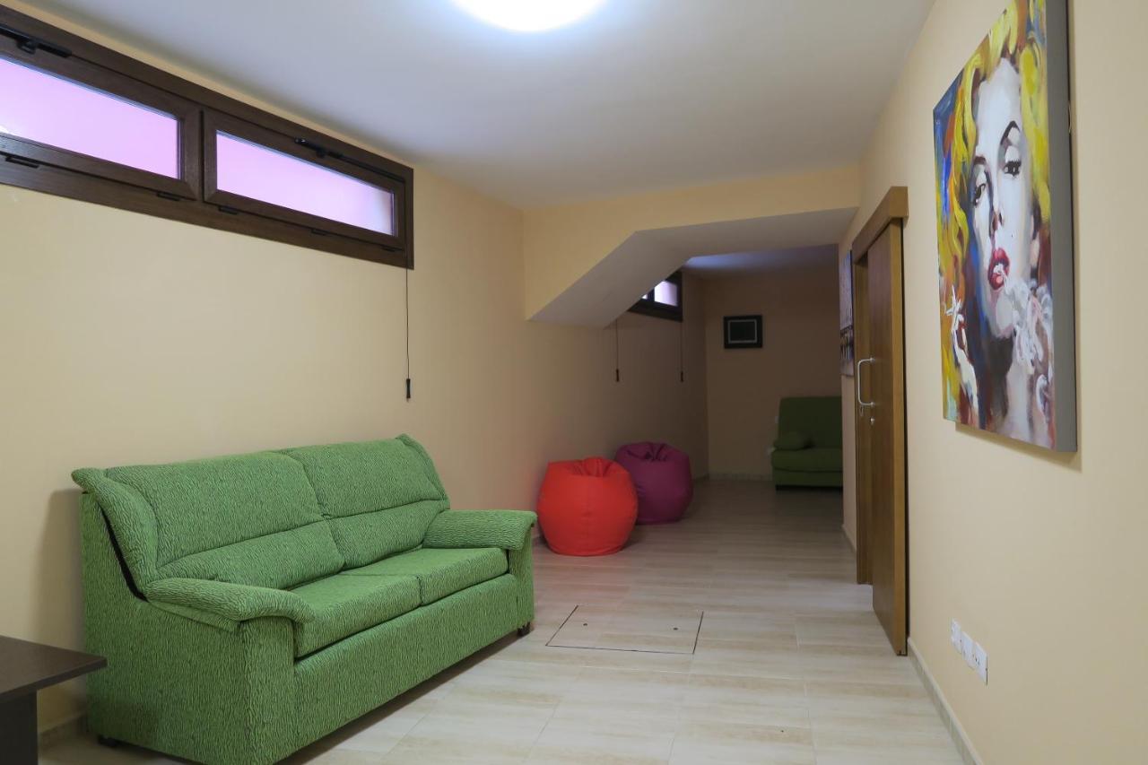 Duplex Rural En San Mateo * Vega de San Mateo