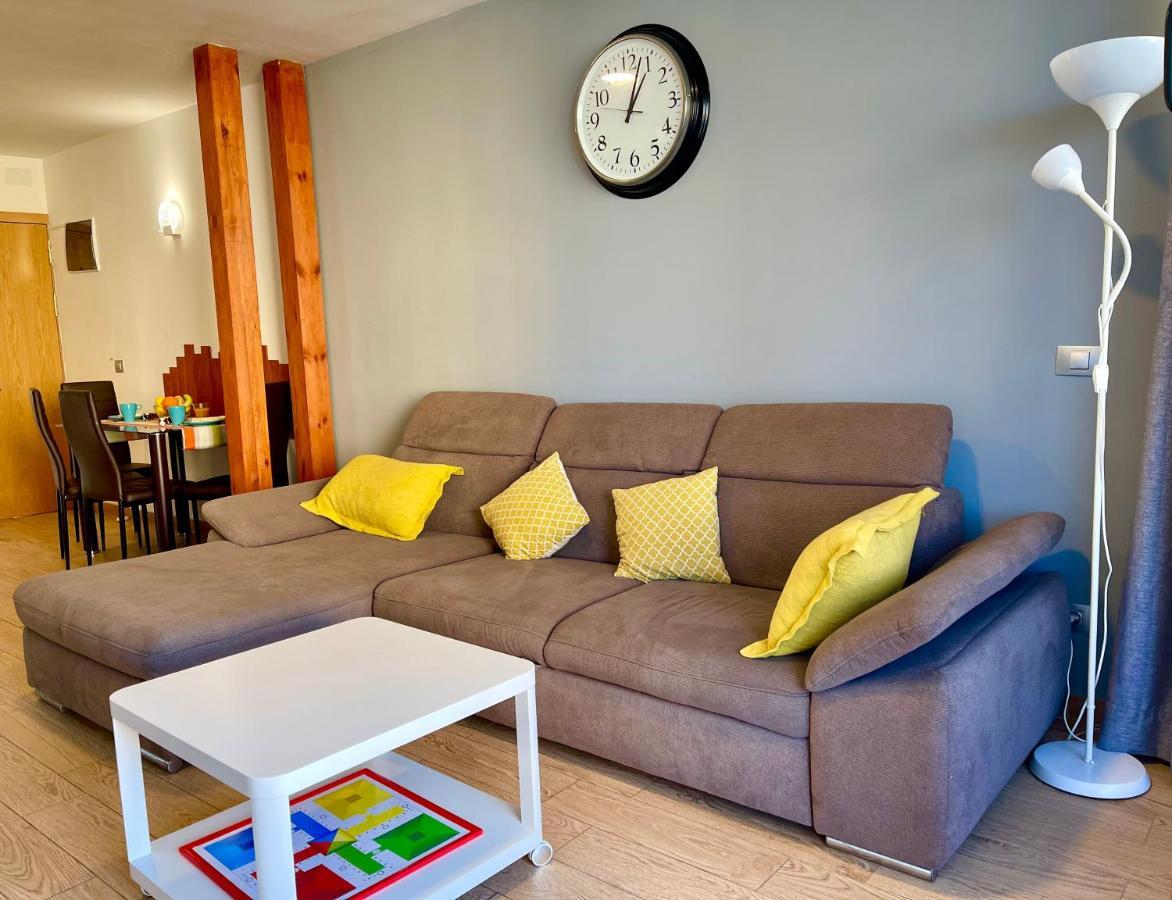 Ohmyhost360 - Sunny Holidays Apartment *