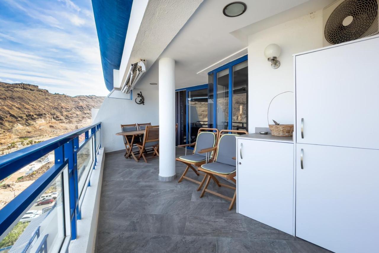 Stunning Views Guaranteed Apartment