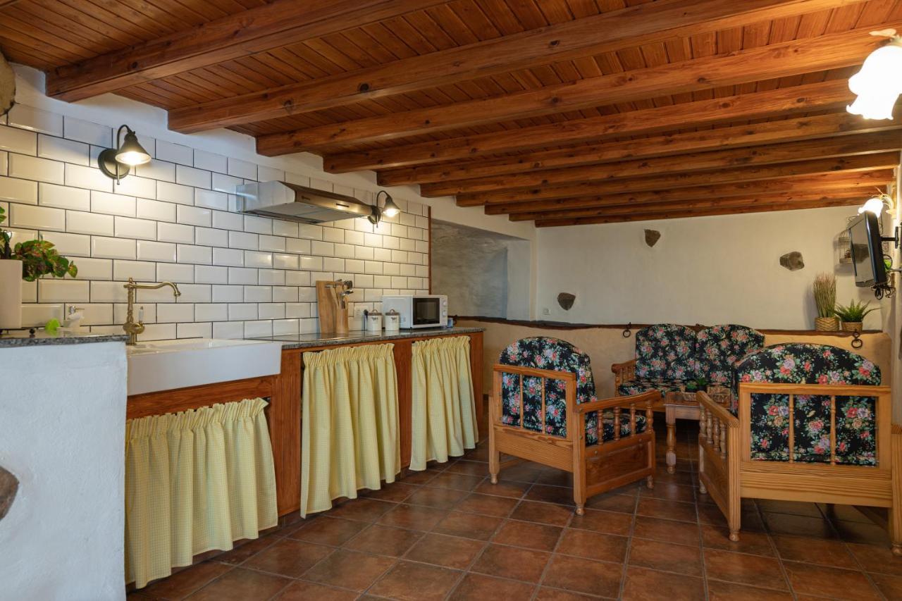 Sunset Views Terrace 2br Cave House - Parking Сasa de vacaciones