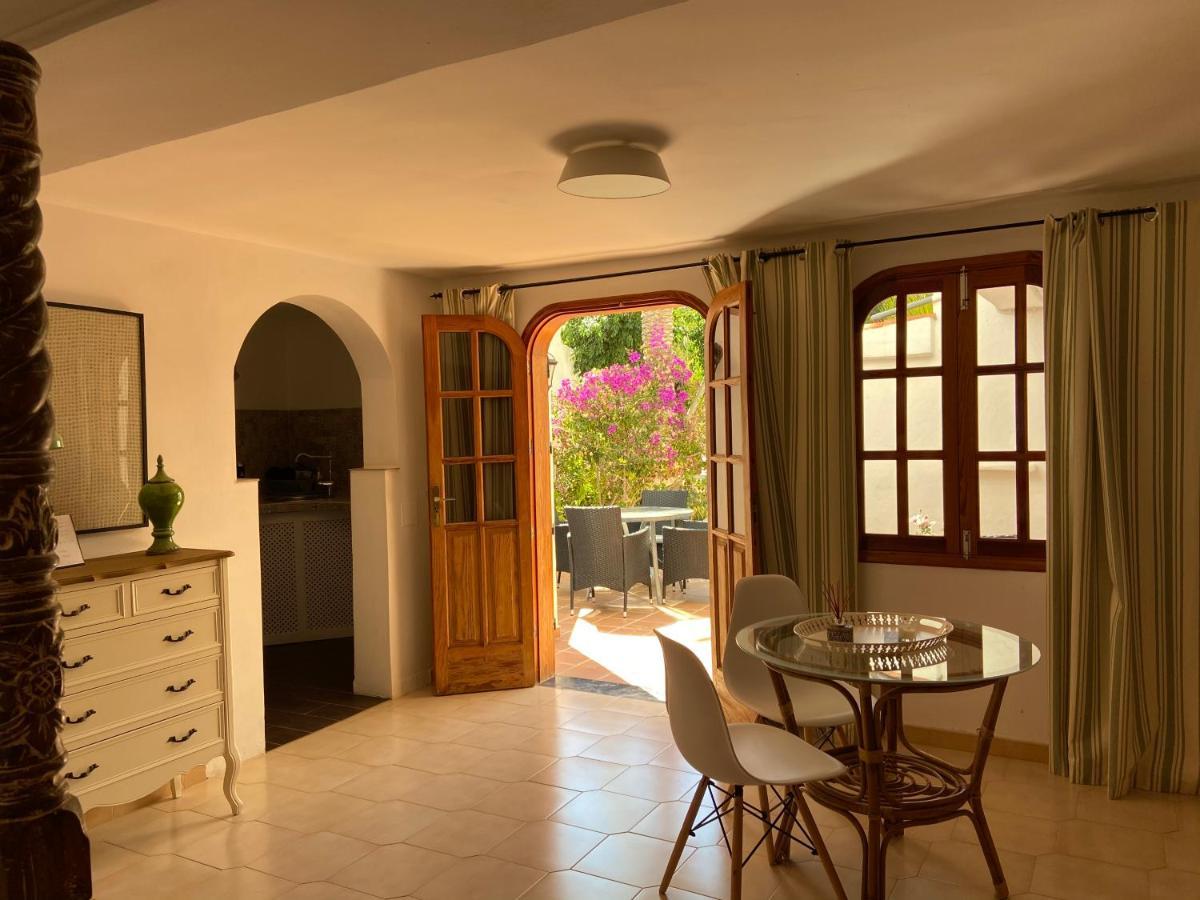 Guest house La Casa Blanca Maspalomas - - Adults Only