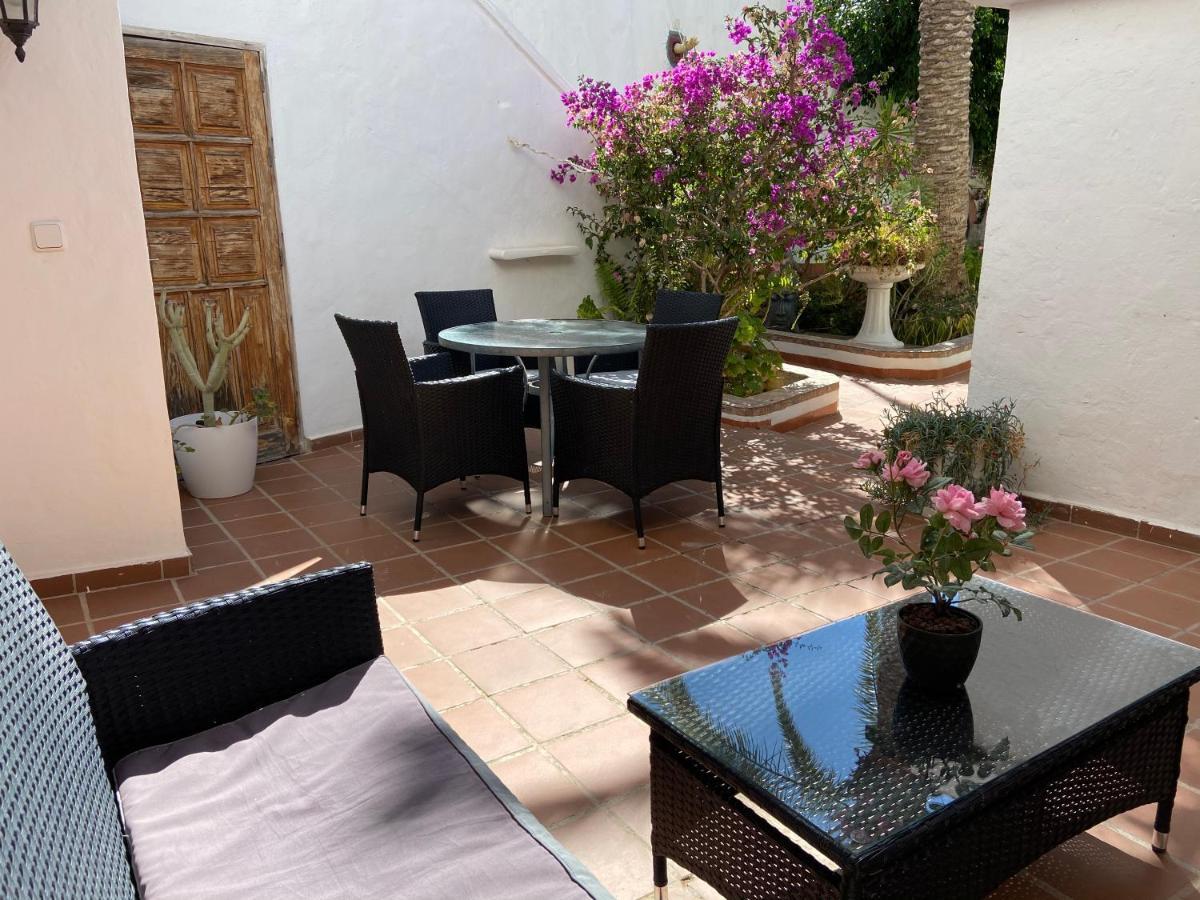 La Casa Blanca Maspalomas - - Adults Only Guest house 3*