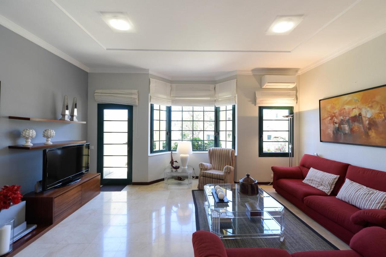 House With Cozy Garden Bbq And Free Parking Casa vacanze