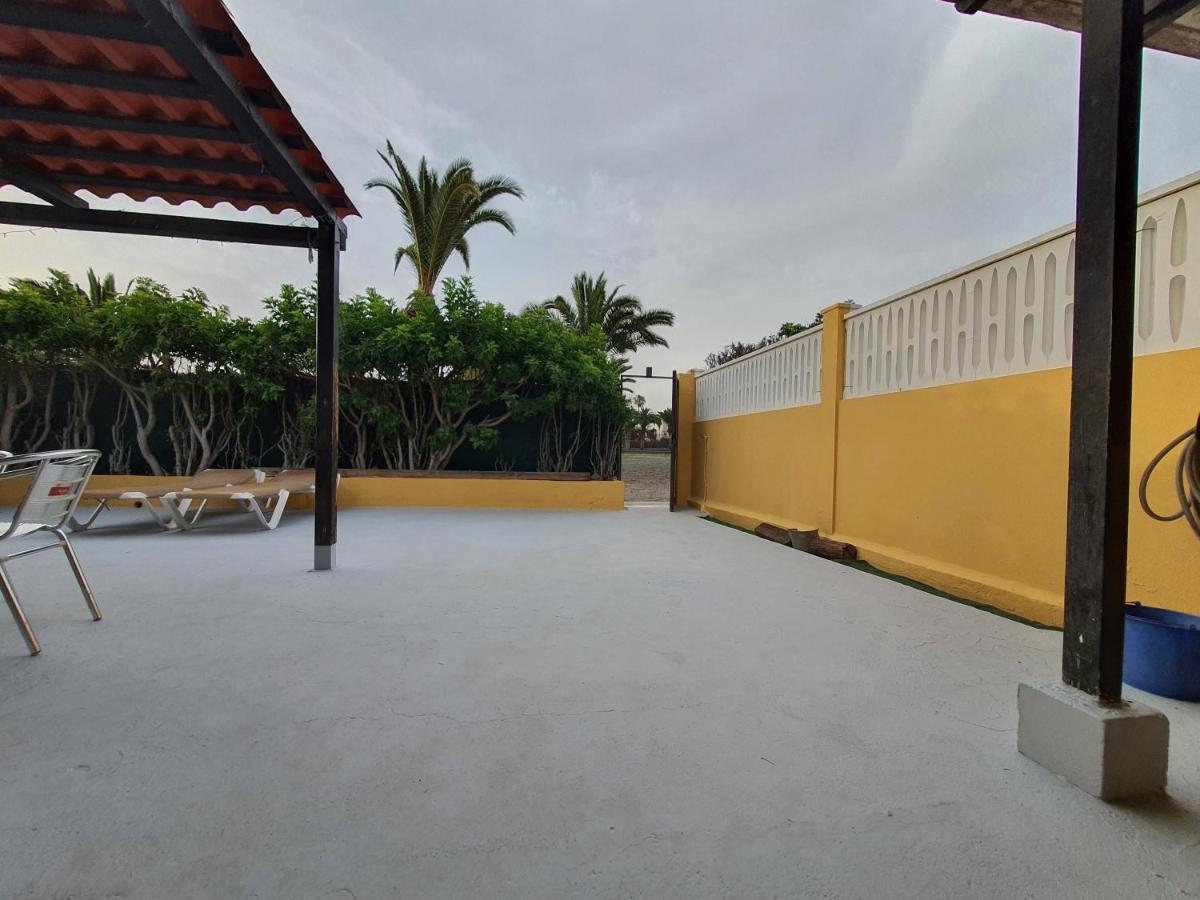 Nelidas Pri. Bungalow Pool & Wifi Free.