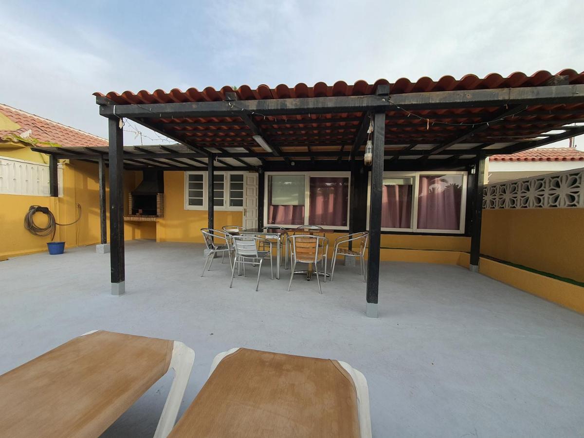 Nelidas Pri. Bungalow Pool & Wifi Free. Casa vacanze San Bartolomé