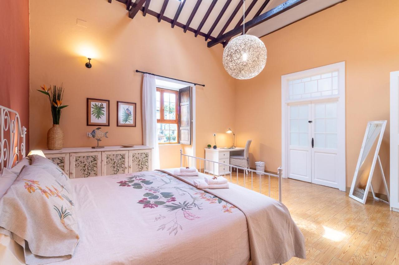 Casona Gildana: Historia, Patrimonio/e-working *