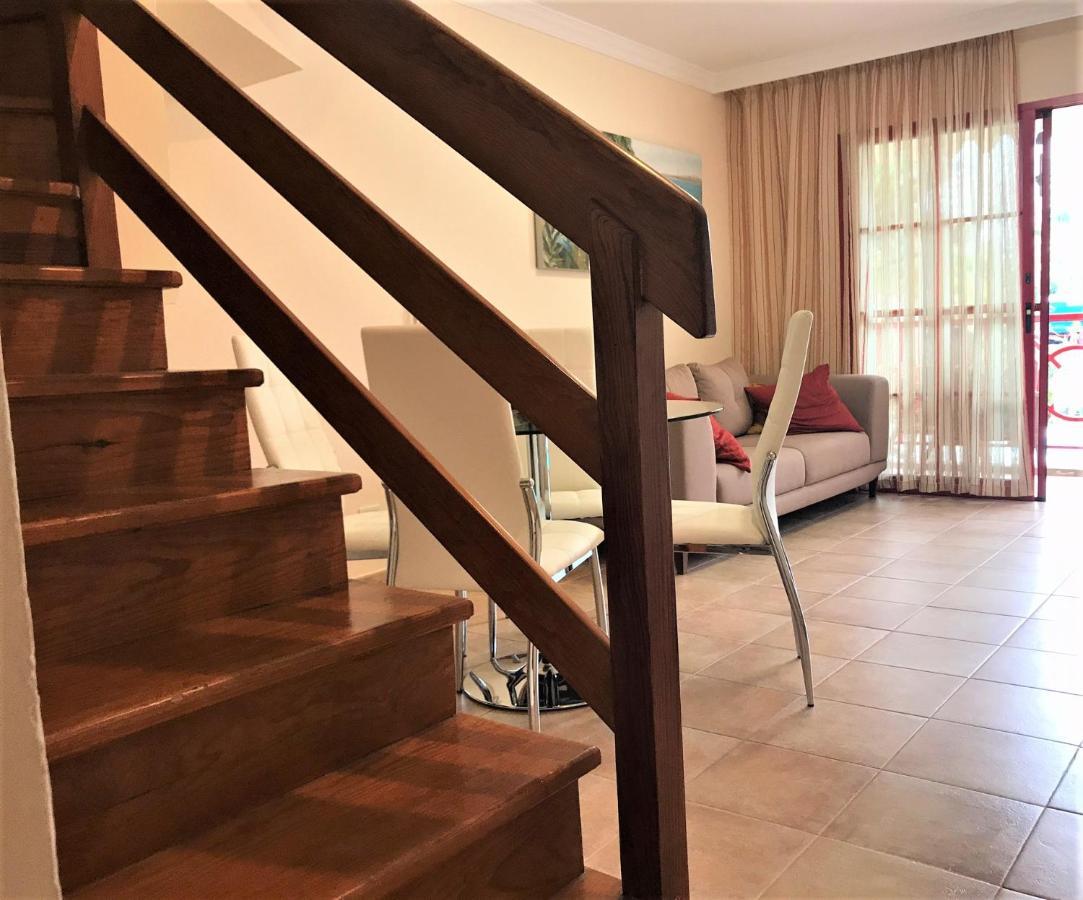 Cura Marina - Exclusive Duplex, Pool And Garden, At 50 Mt, Wifi 450 Mbps,