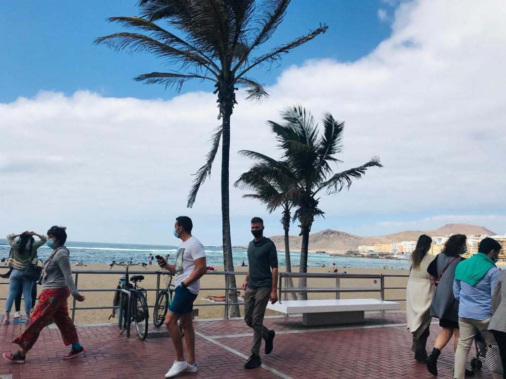Apartment By The Ocean-The Tourist Dream- Canteras Beach *