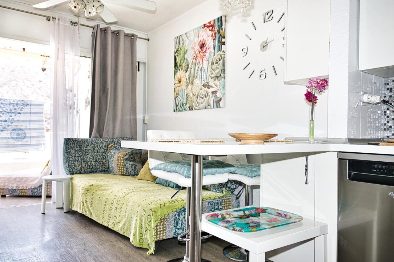 Malibu 2 Con Aire Acondicionado, Campo De Tennis Y Piscina Con Solarium Apartamento *