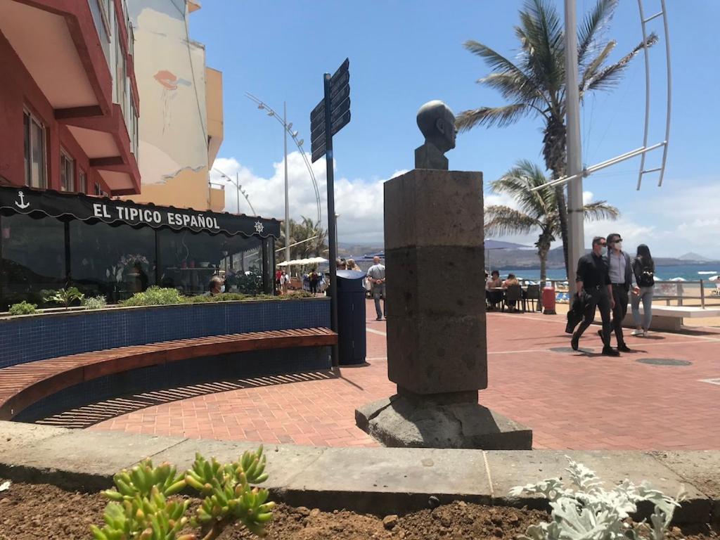Apartment By The Ocean-The Tourist Dream- Canteras Beach Las Palmas de Gran Canaria