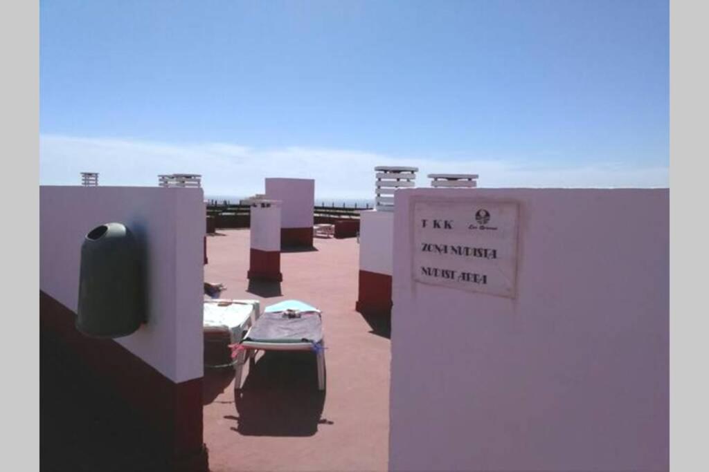 Sunny Cactus Garden 150m From Beach, Fast Fiber Wifi
