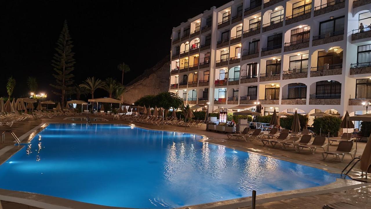 Oceanfront Deluxe-45m, 2 Big Pools,2aircondition, 2tv-65