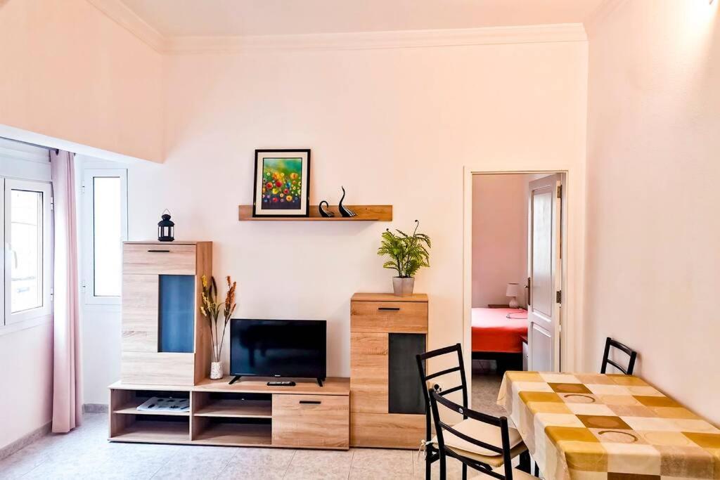 Ofelia - Céntrico Apartamento Junto A La Playa