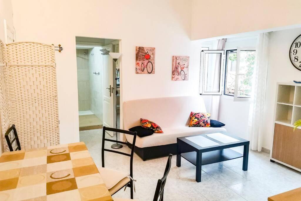 Ofelia - Céntrico Apartamento Junto A La Playa *