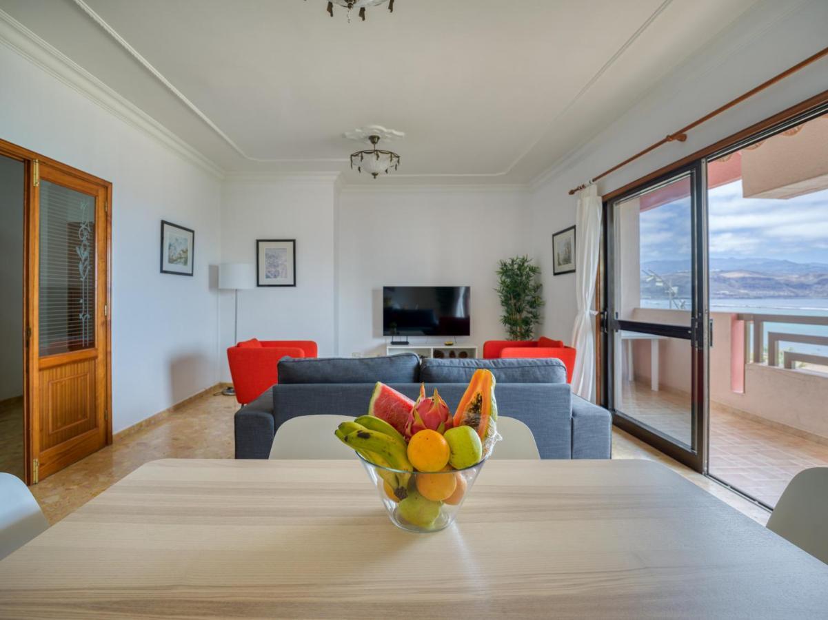 Huge Balcony Over Canteras By Canariasgetaway Casa vacanze