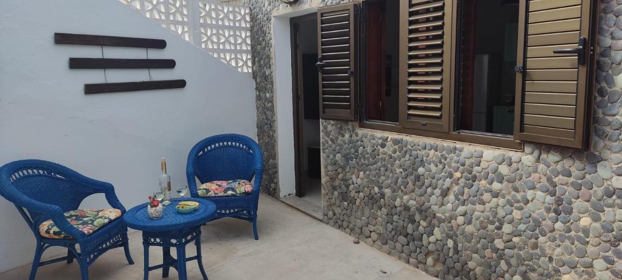 Nudos, Acogedor Apartamento Con Patio Privado.