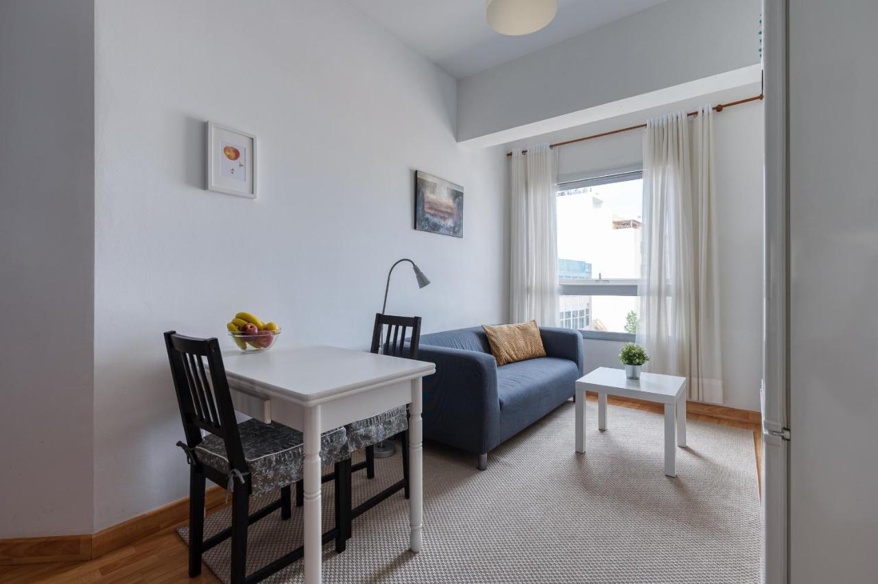 Apartment Homeforguest Two-bedroom In The Heart Of Triana