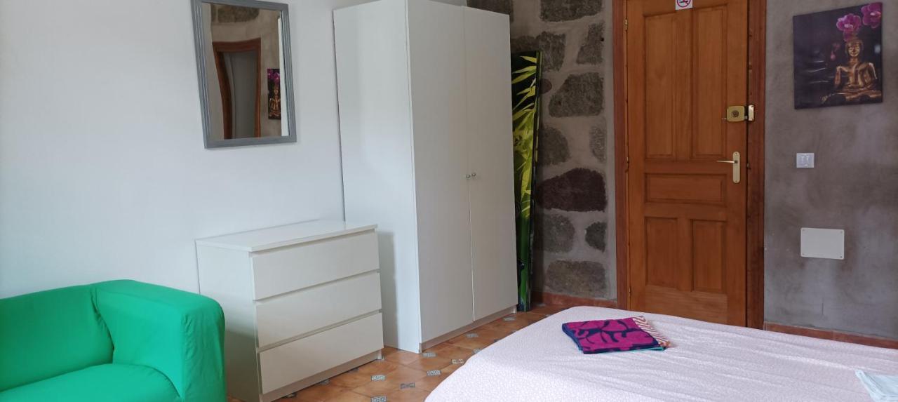 Charming 2-bedroom With Garden In