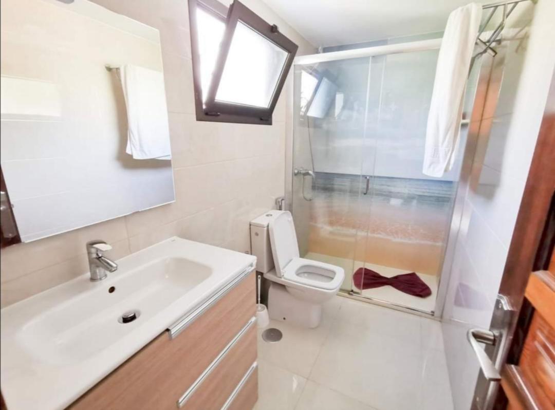 3 Bedroom Bungalow In Secure *