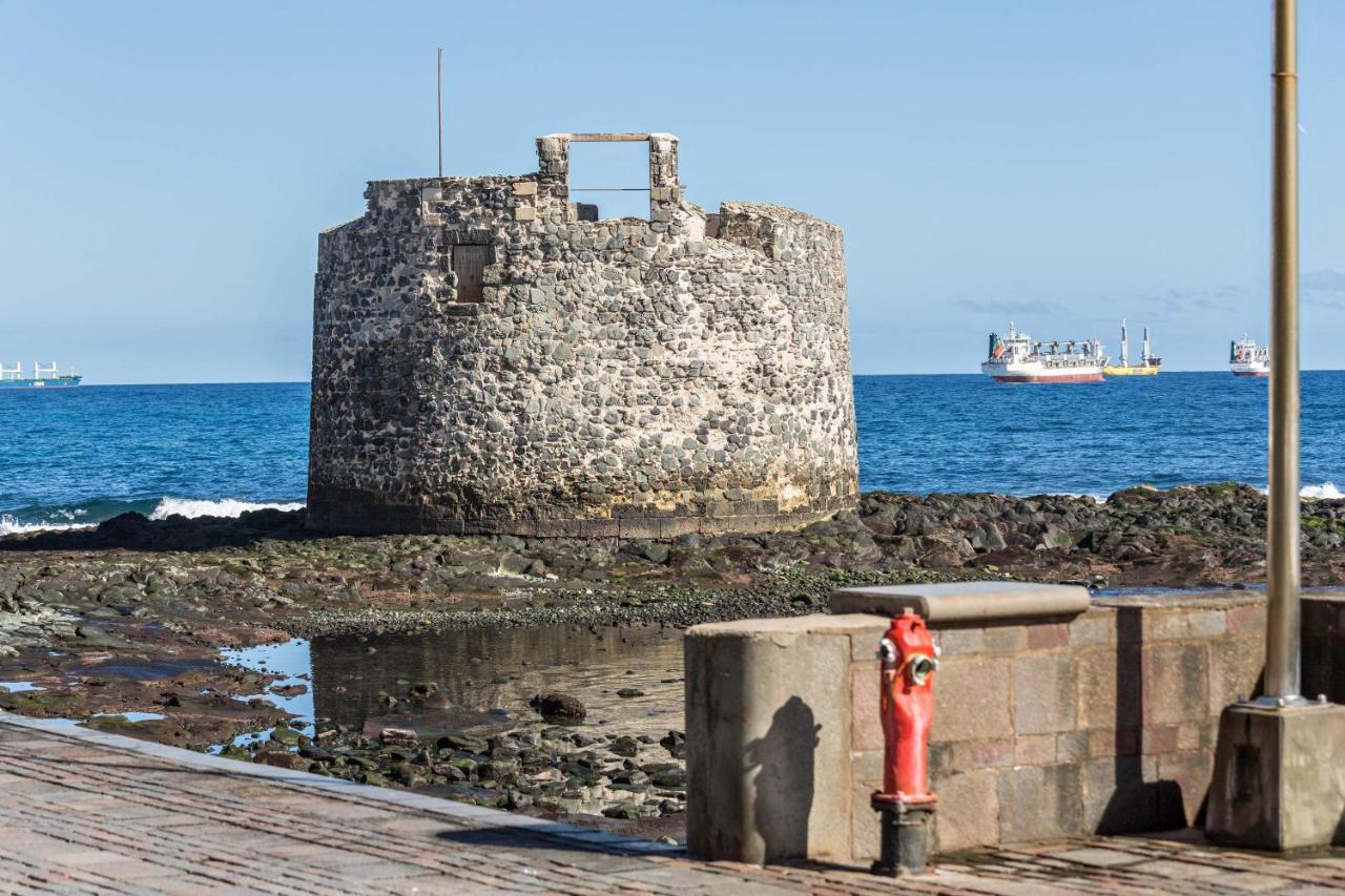 La Ventana De San Cristobal * Las Palmas de Gran Canaria