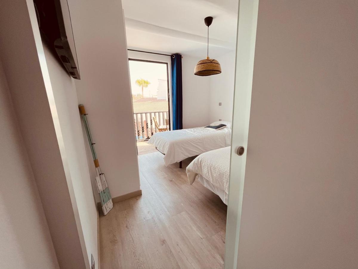 Holiday home Vivienda Unica En Primera Linea De Playa San Bartolome de Tirajana (Gran Canaria)