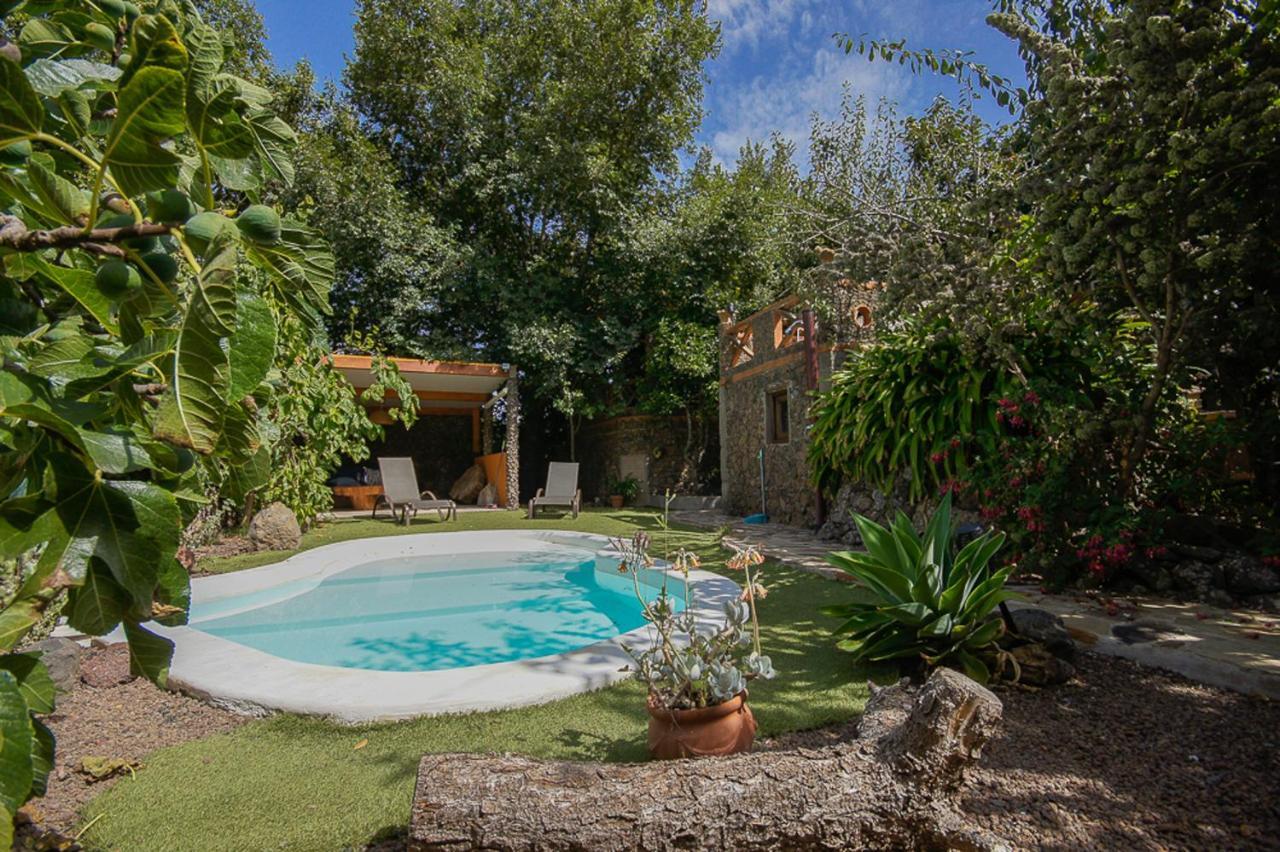 Holiday home Matos Pool And Garden