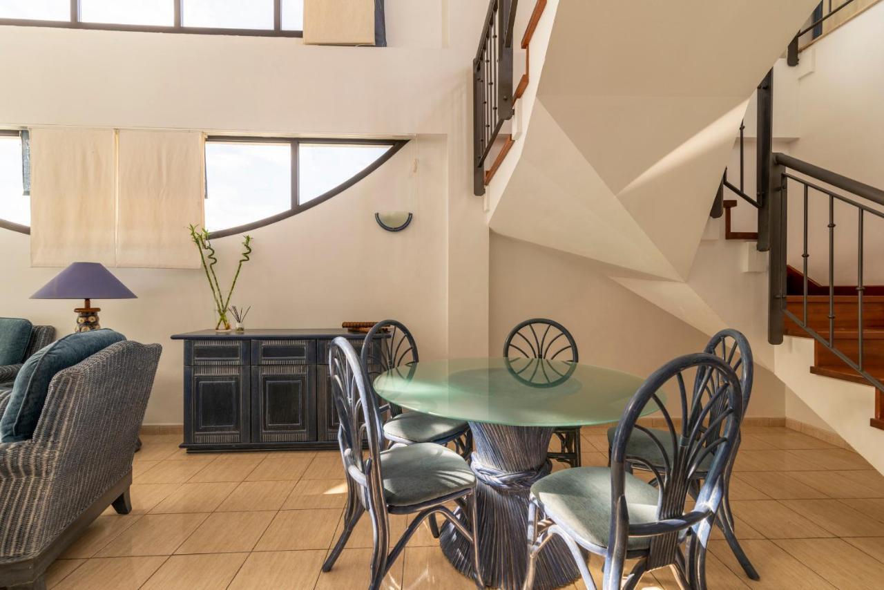 Sunshine Villa *