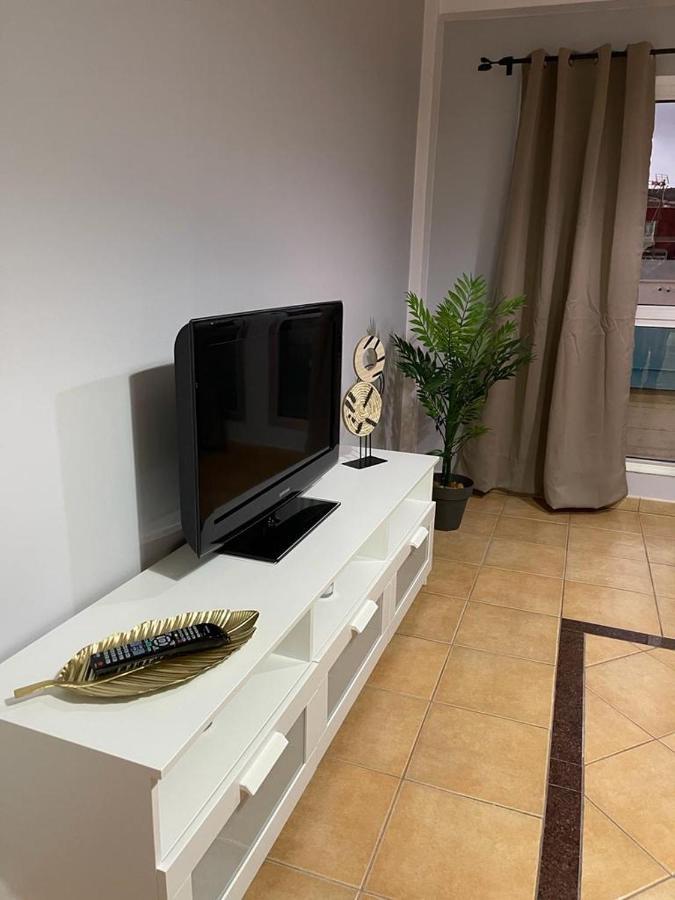 Apartamento Sol Y Playa Con Piscina Y Wifi Apartamento *