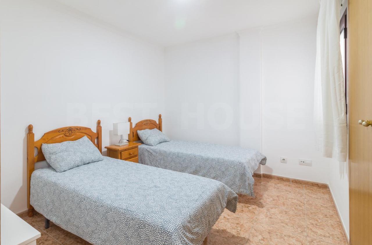 With Terrace In Salinetas Beach. Appartamento