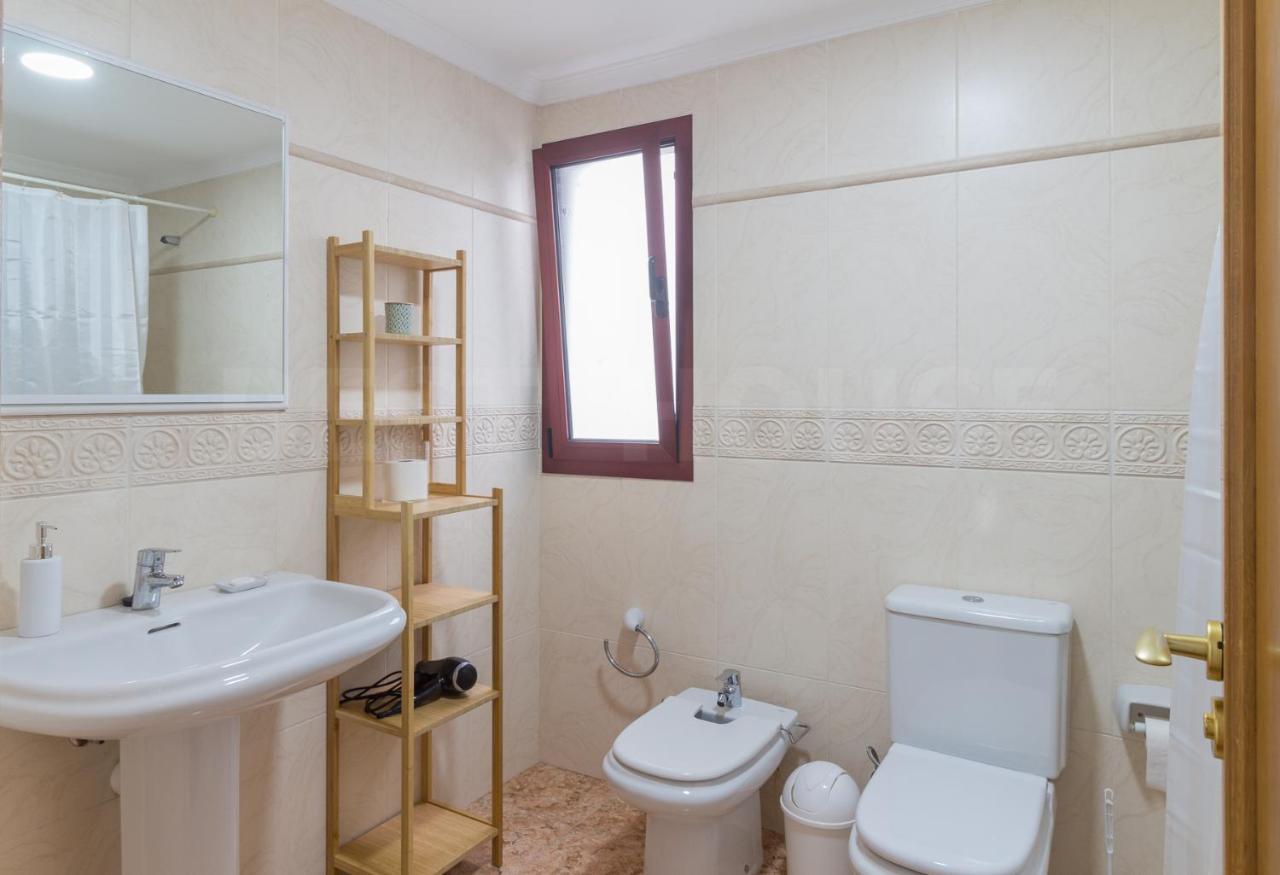 Appartamento With Terrace In Salinetas Beach. *