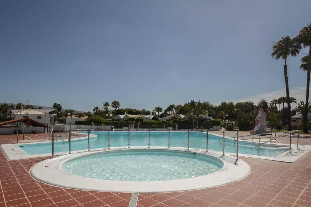 Apartamento Cozy & Modern W/private Garden Bbq+wifi