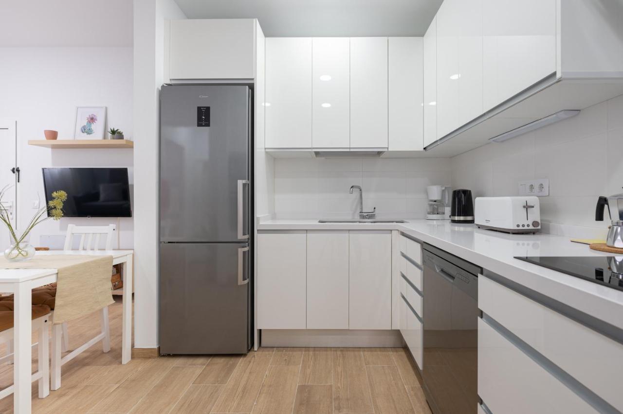 Apartment Workfriendly 2br 5 Min Walk To - Wifi