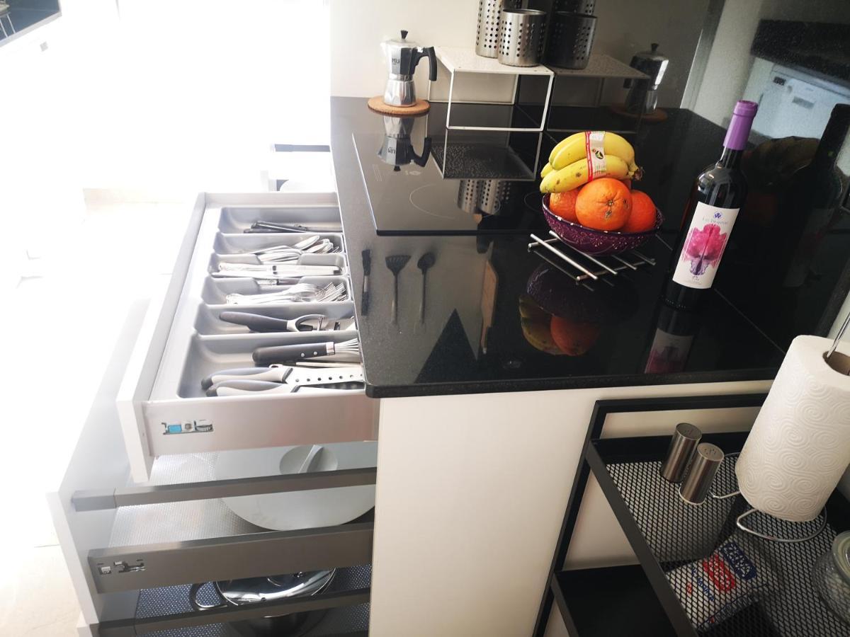 Casa vacanze Modern House With 2 Bedrooms Near The *