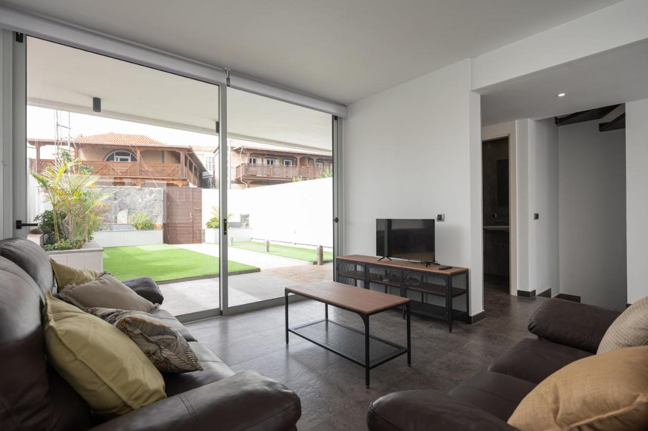 Modern 2br House - Private Pool - Parking Villa