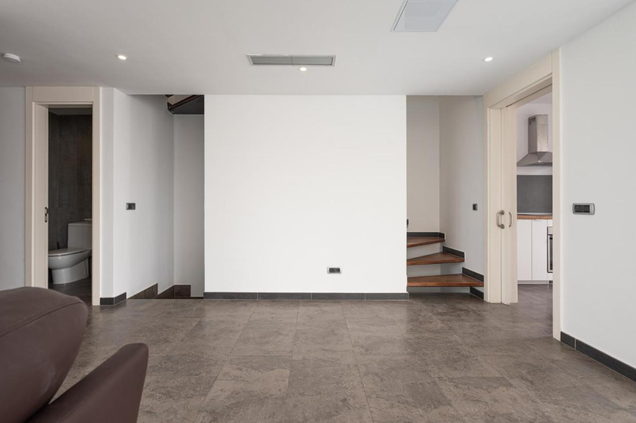 Villa Modern 2br House - Private Pool - Parking