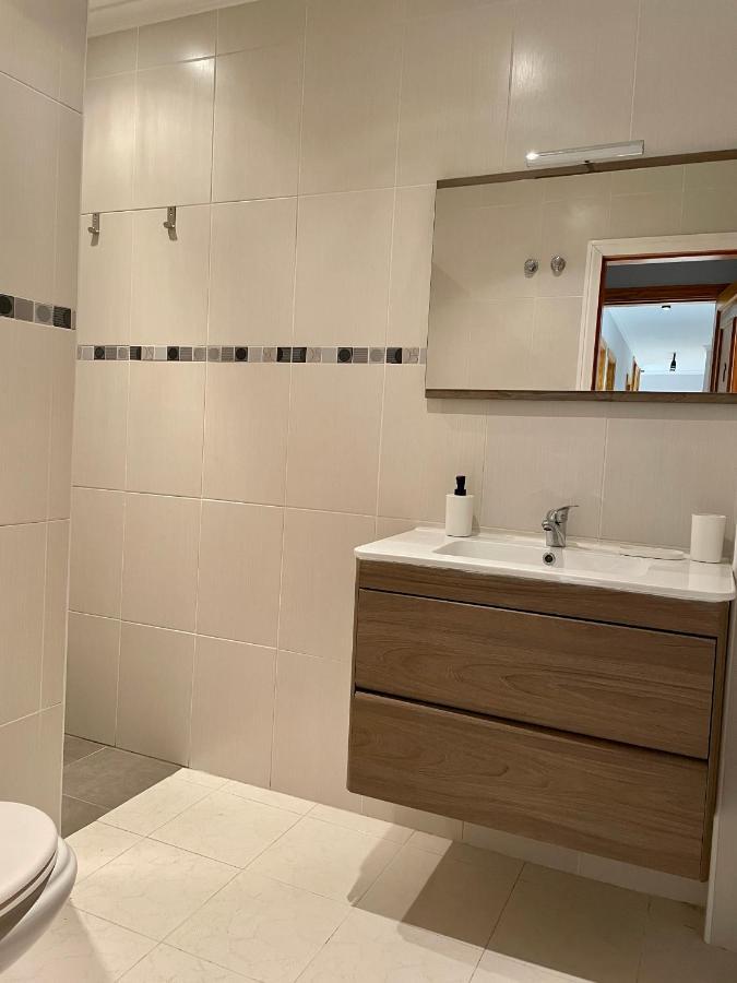 Homeforguest Amplio Apartamento En Triana *