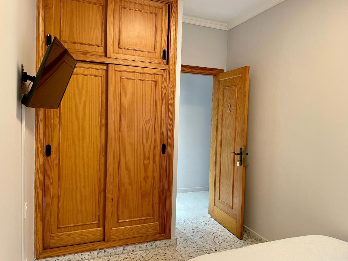 Homeforguest Amplio Apartamento En Triana Apartamento *