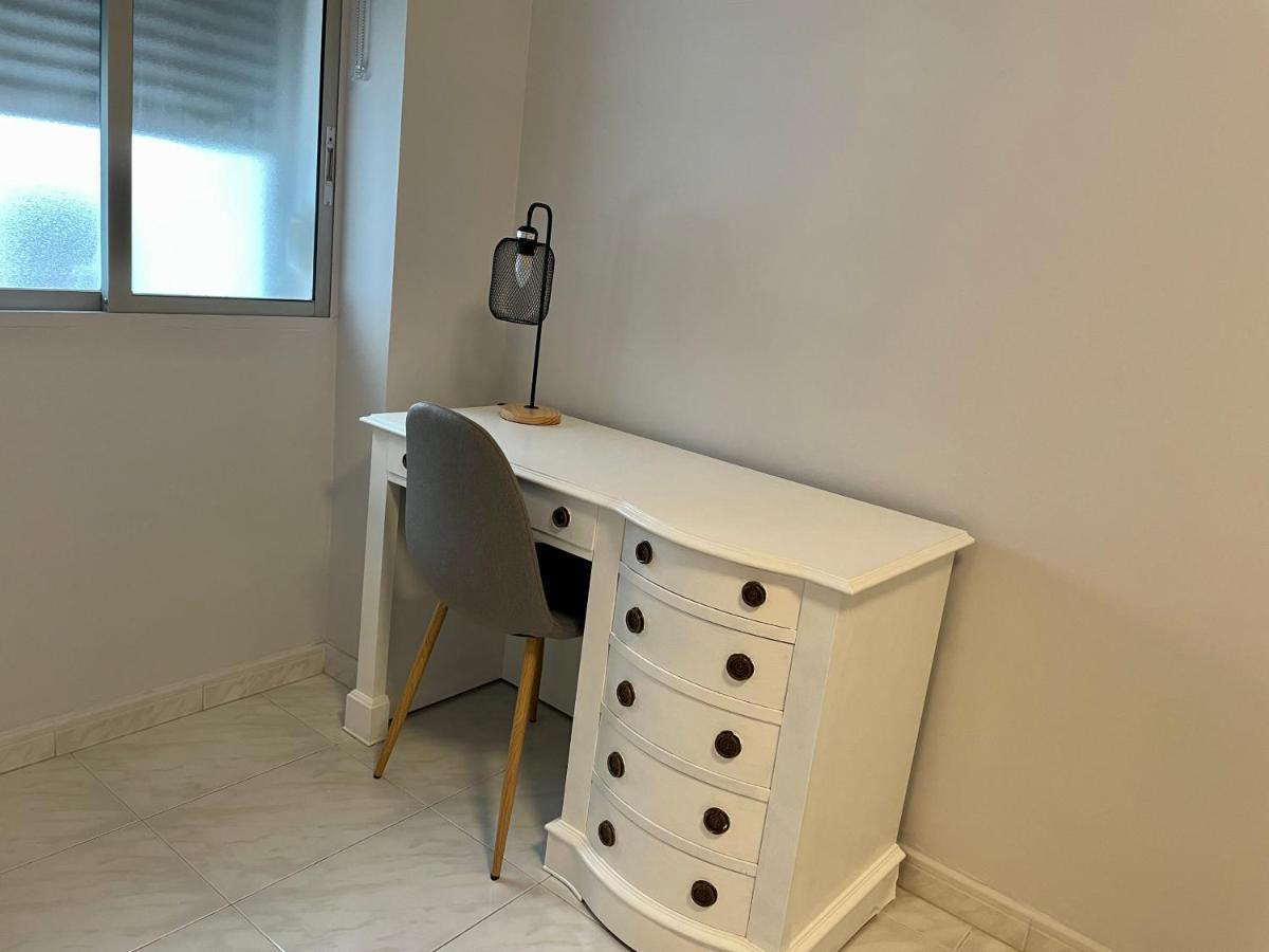 Homeforguest Amplio Apartamento En Triana Apartamento *