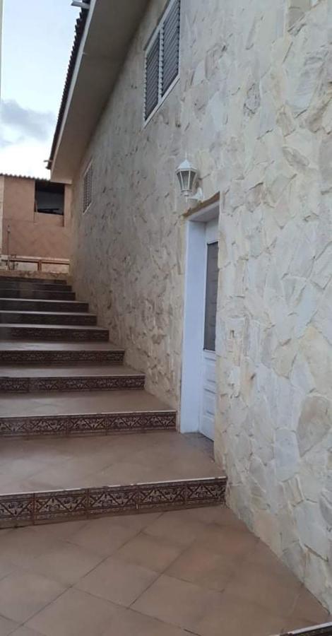 Montana Luna House With Guest house