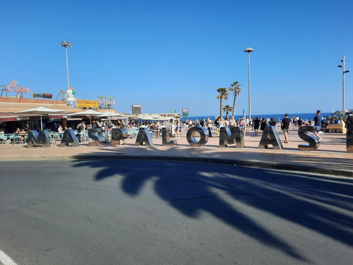 Céntrico Molinos 135 * Playa del Inglés