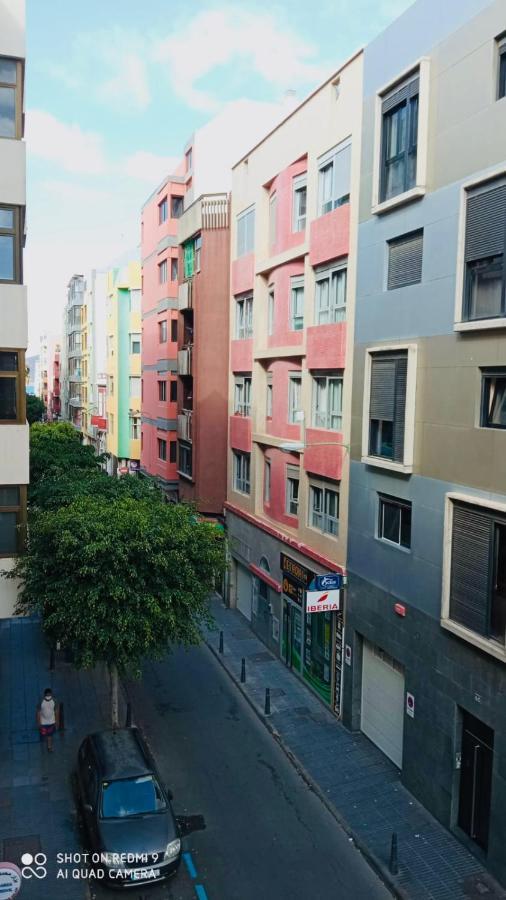 Upscale***las Canteras Beach***balcony Apartamento *