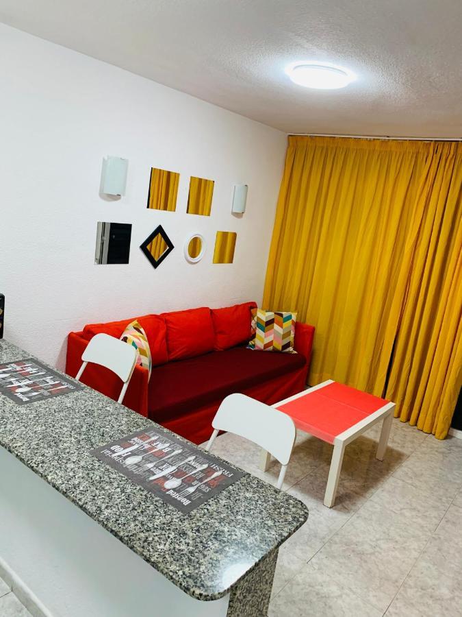 Teneguia-yumbo Playa del Inglés